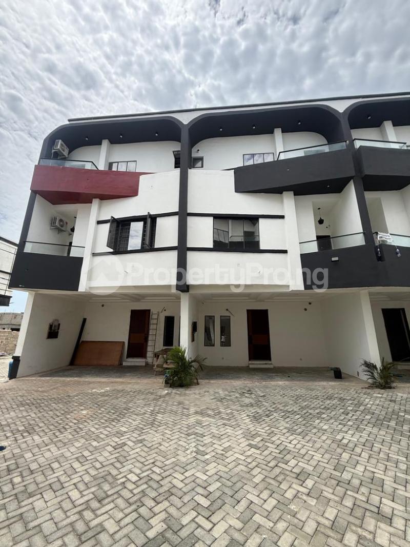 4 bedroom House for sale Orchid Lekki Lagos