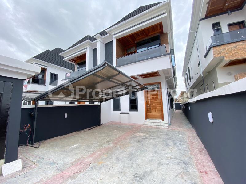 4 bedroom House for sale A Very Beautiful Estate chevron Lekki Lagos