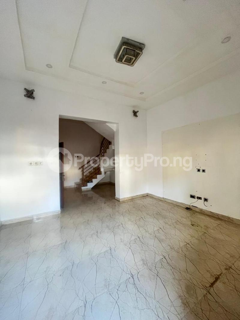 4 bedroom Flat / Apartment for rent Lekki Phase 1 Lekki Lagos