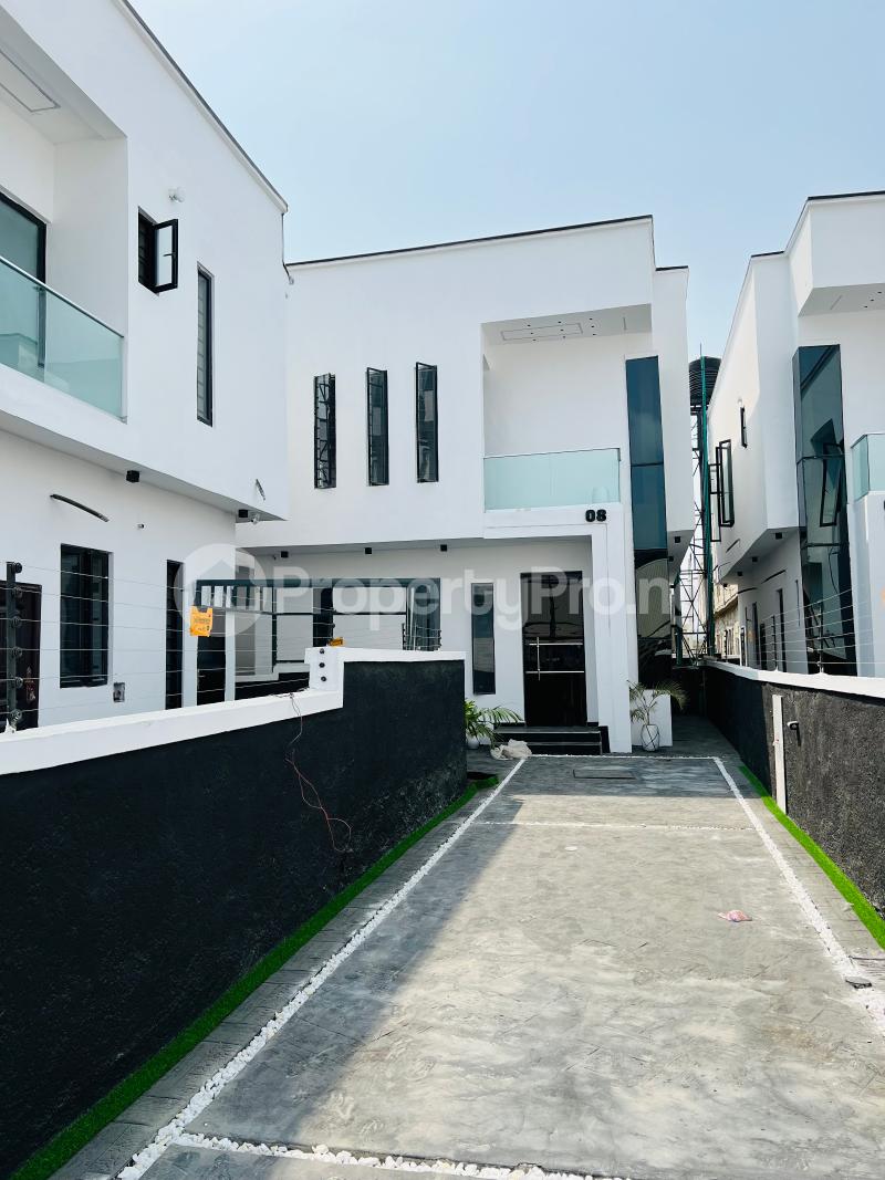 4 bedroom House for sale Ikota Lekki Lagos