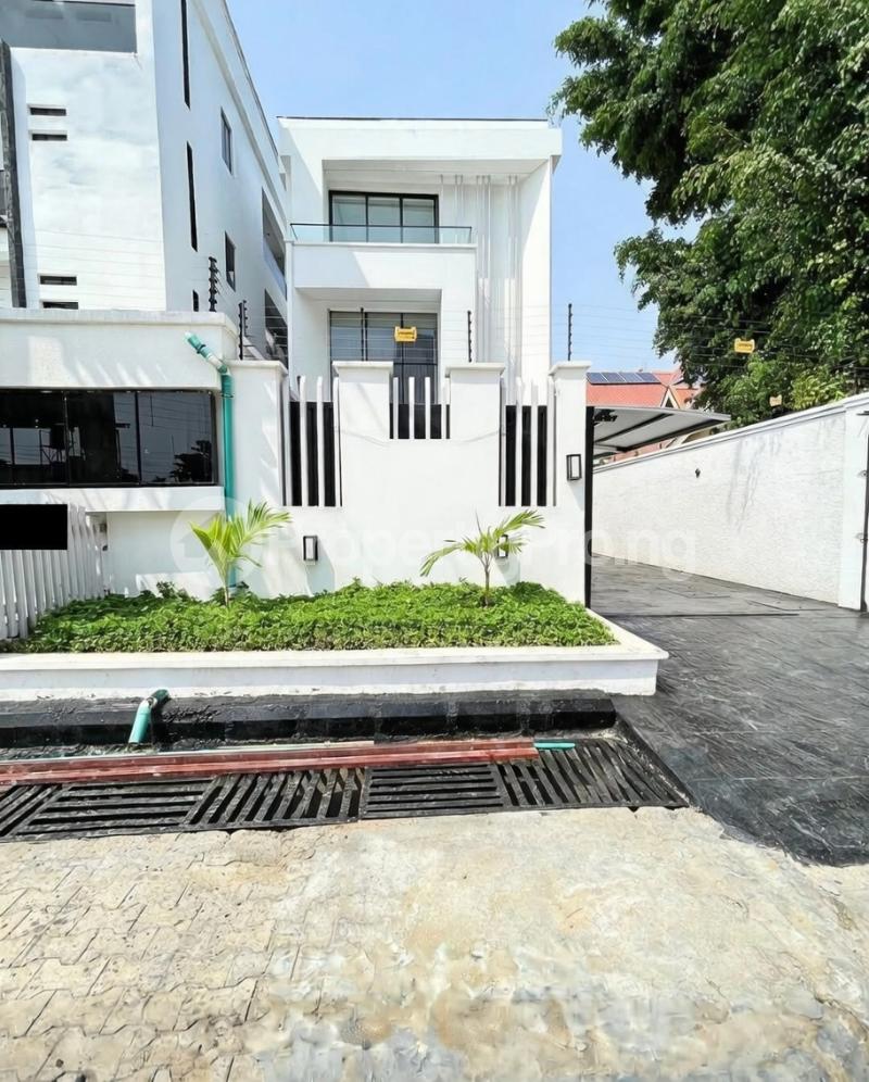 4 bedroom House for sale Lekki Phase 1 Lekki Lagos
