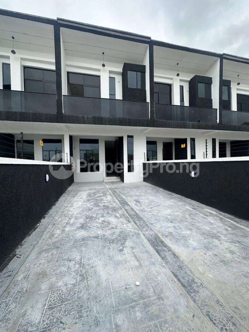 4 bedroom House for sale Ikota Lekki Lagos