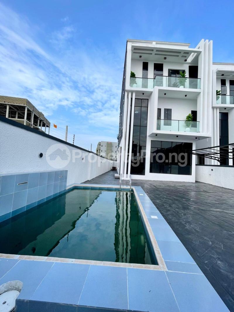 4 bedroom House for rent Ogombo Along Lekki Expressway Lekki Lagos