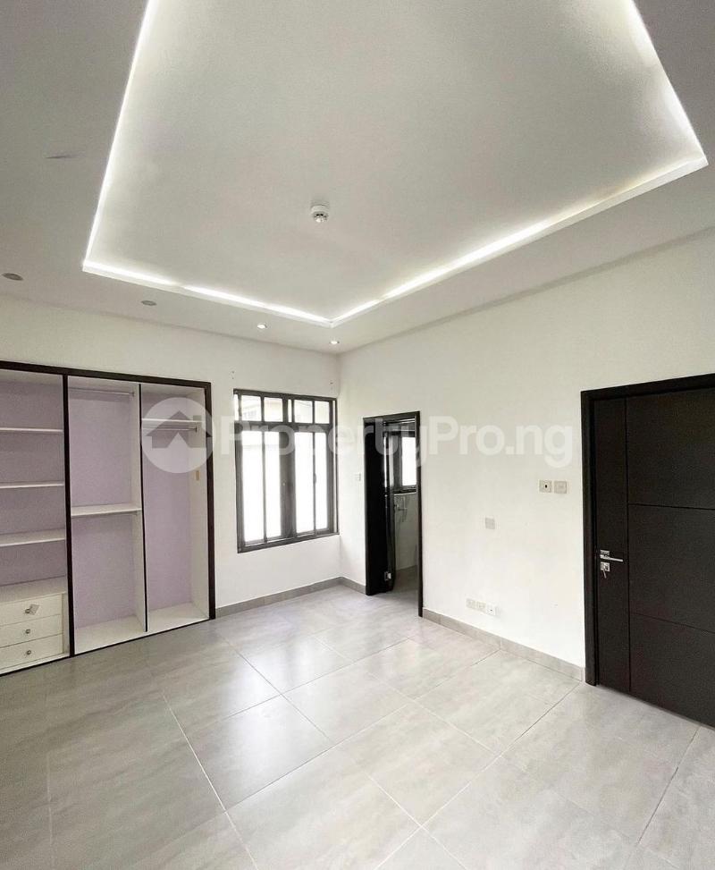 4 bedroom House for sale ONIRU Victoria Island Lagos