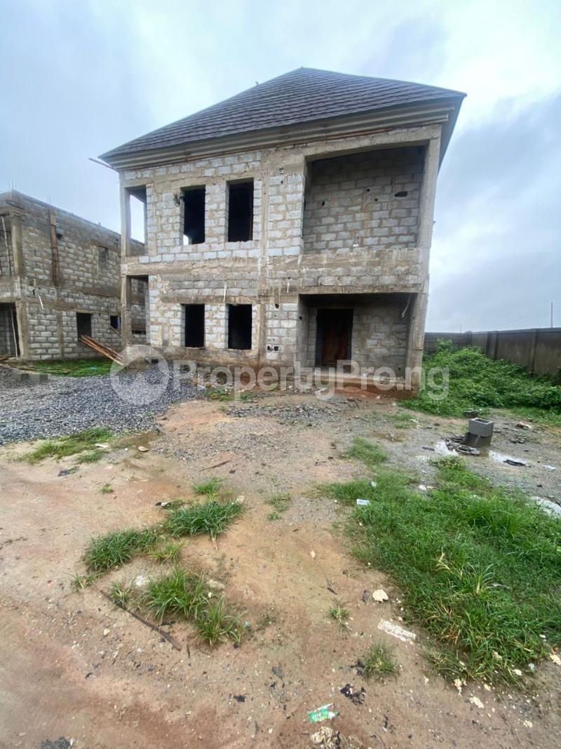 4 bedroom House for sale Behind Dunamis Church, Lugbe Abuja
