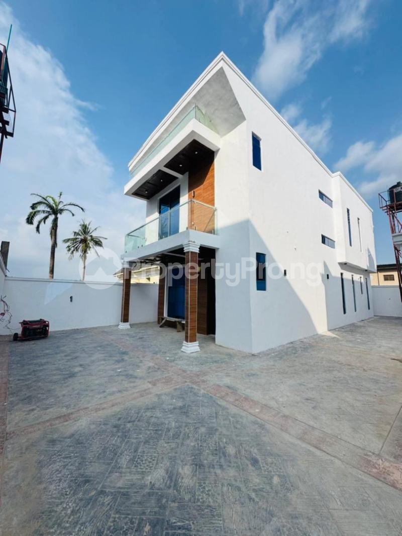 4 bedroom House for sale College Road Fagba Agege Lagos