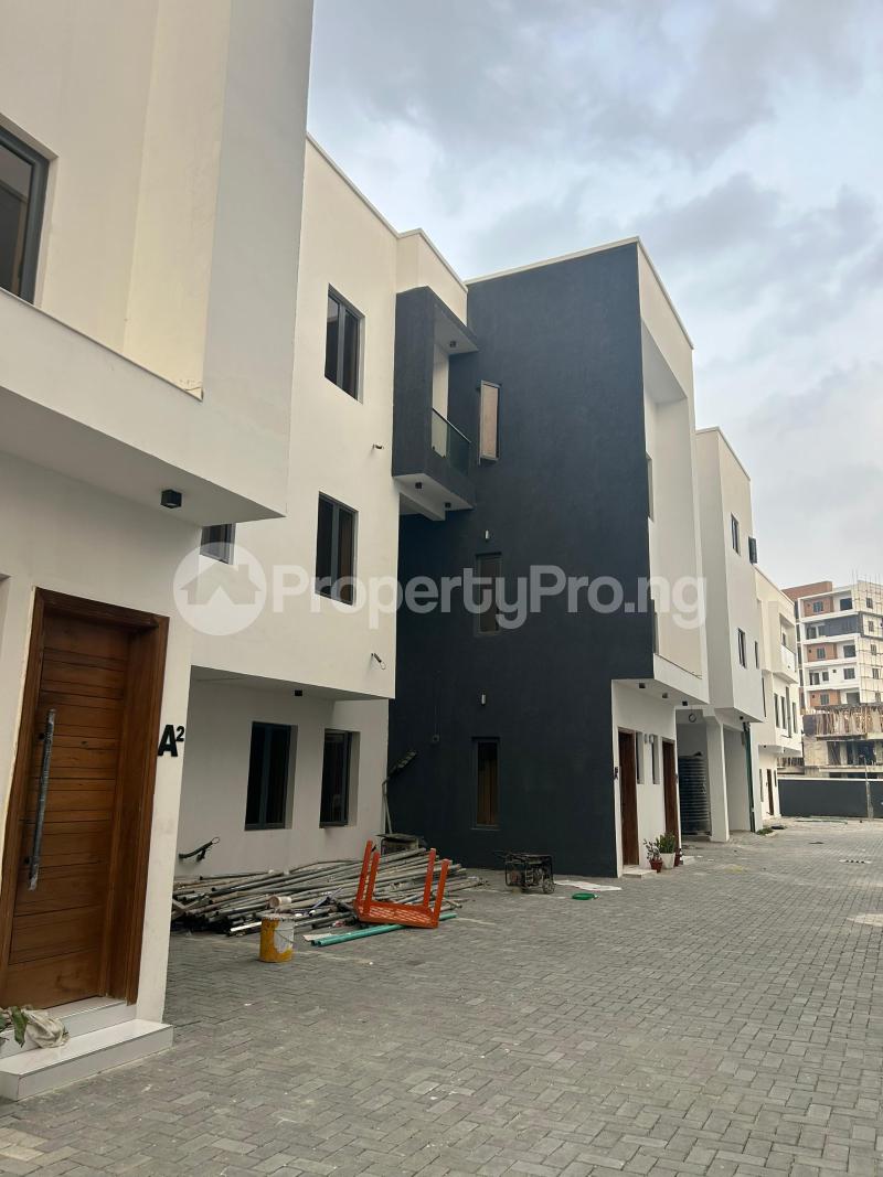 4 bedroom House for sale Off Freedom Way, Opp Cis School Lekki Phase 1 Lekki Lagos