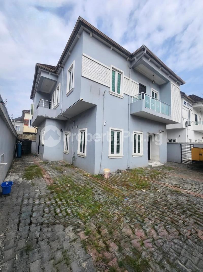 4 bedroom Commercial Property for rent Ologolo Lekki Lagos