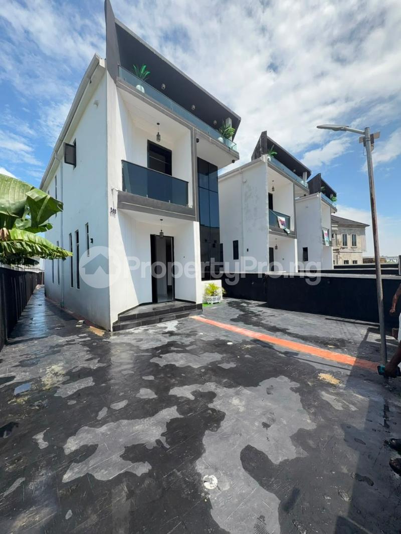 4 bedroom House for sale Lekki Sangotedo Lagos