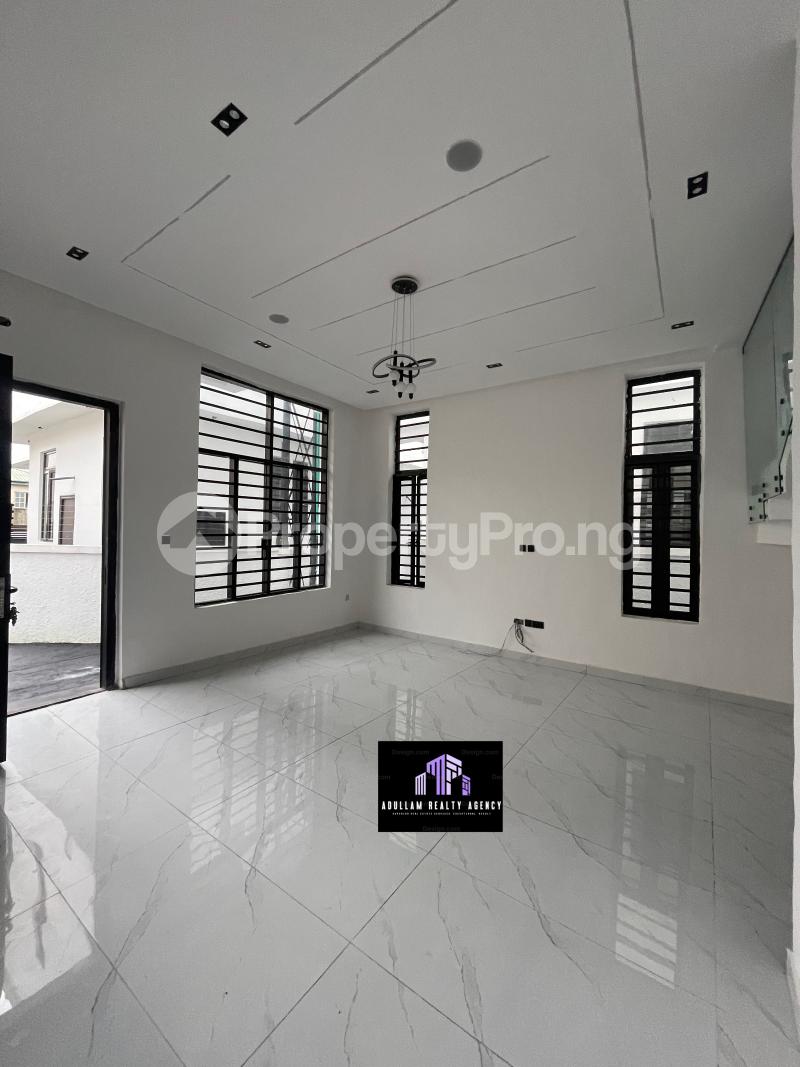 4 bedroom House for sale Off Lekki-Epe Expressway Ajah Lagos