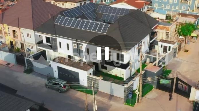 4 bedroom House for rent Mende Maryland Lagos