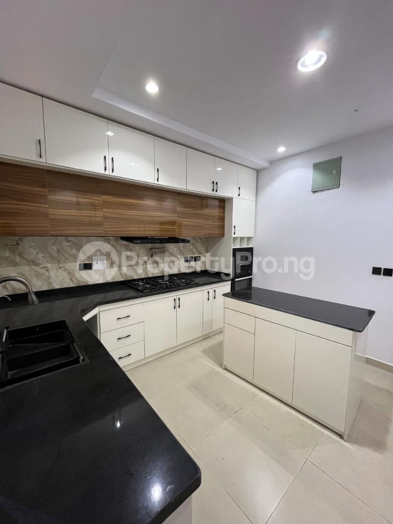 4 bedroom House for sale Magodo Phase 2 Magodo GRA Phase 1 Ojodu Lagos