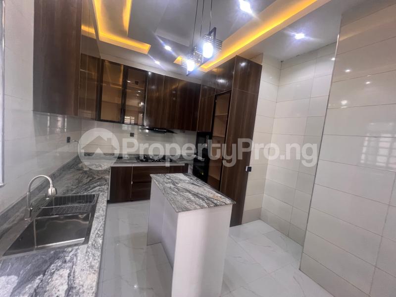 4 bedroom House for sale Ogba Lagos