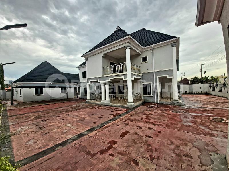 4 bedroom House for sale Gwarinpa Abuja