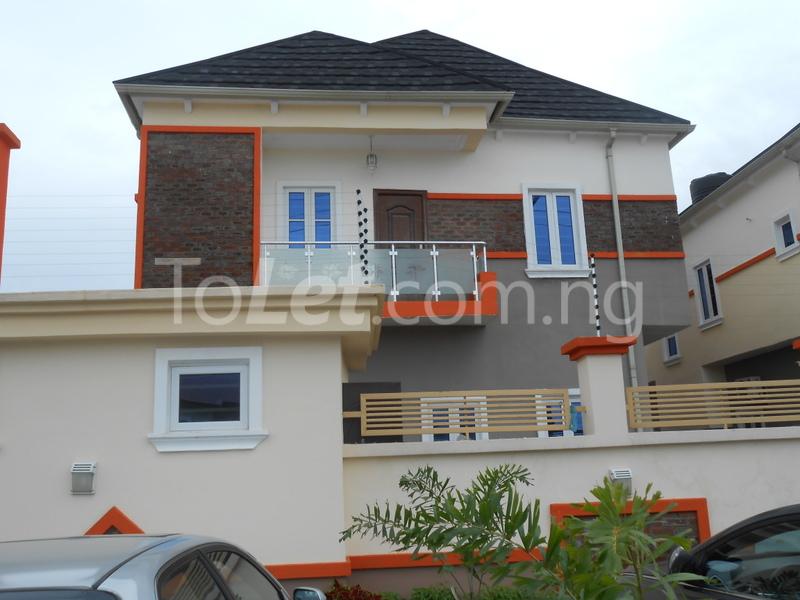 4 bedroom House for sale No 10 12 Ologodo Road, Agungi, After Jakonde Roundabout Lekki Lekki Lagos