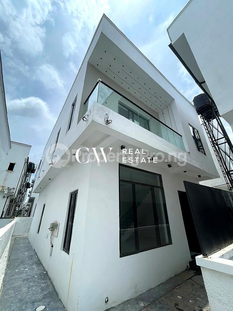 4 bedroom House for sale Lekki Lagos