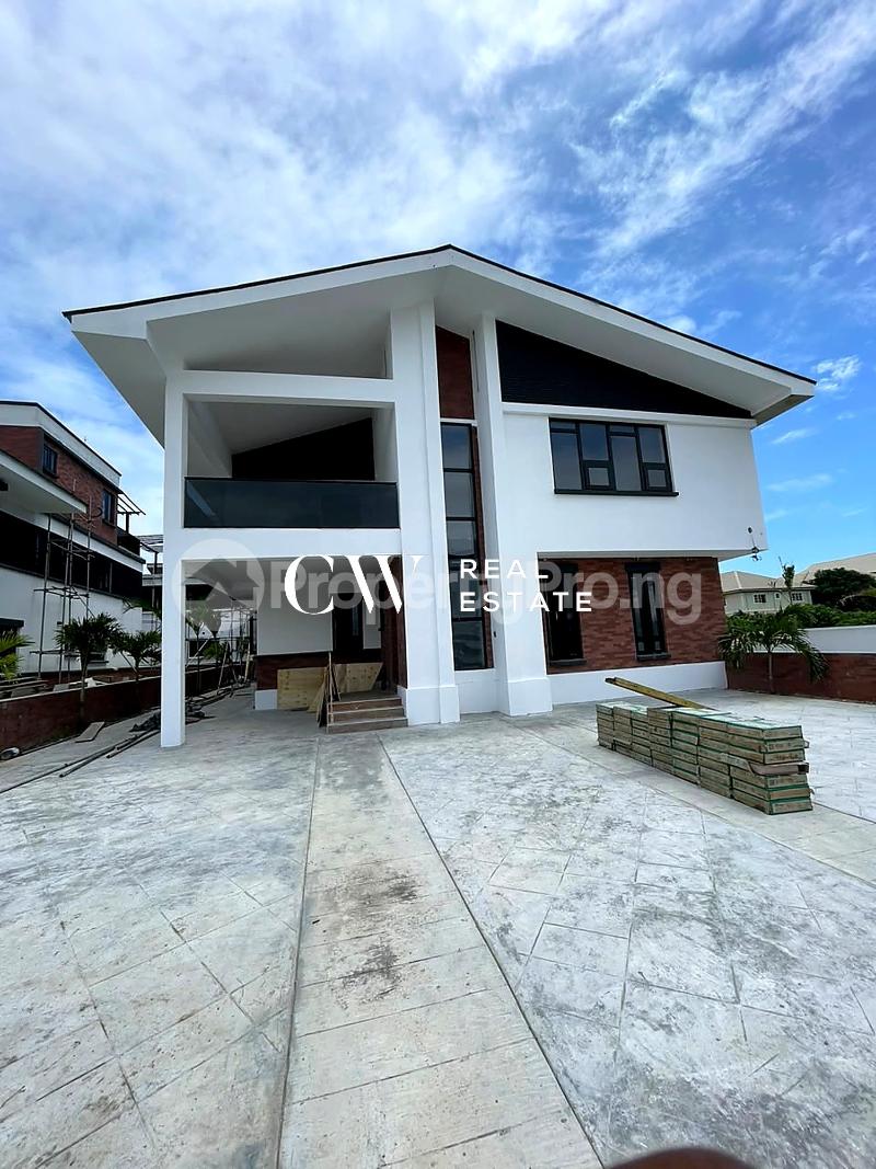 4 bedroom House for sale Lekki Lagos