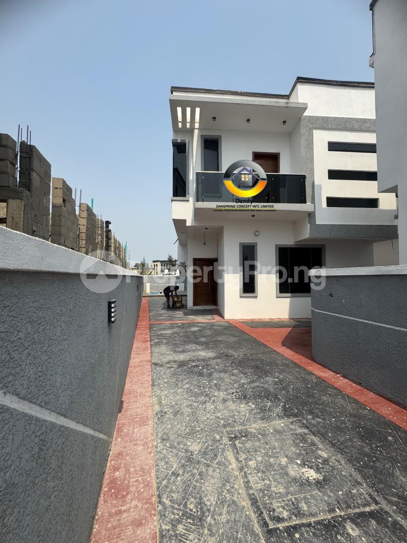 4 bedroom House for sale orchid Lekki Lagos