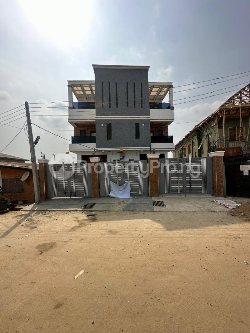 4 bedroom House for sale Ogudu Lagos - 0