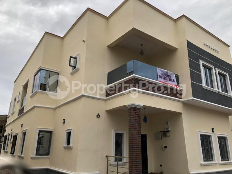 4 bedroom House for sale Nut Road Airport Road, Lugbe Abuja