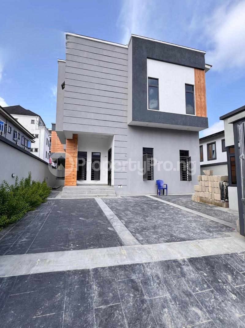 4 bedroom House for sale Chevron Lekki Lagos
