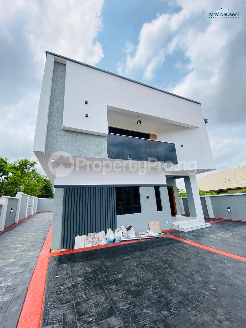 4 bedroom House for sale Carlton Gate Estate Akobo Ibadan Oyo