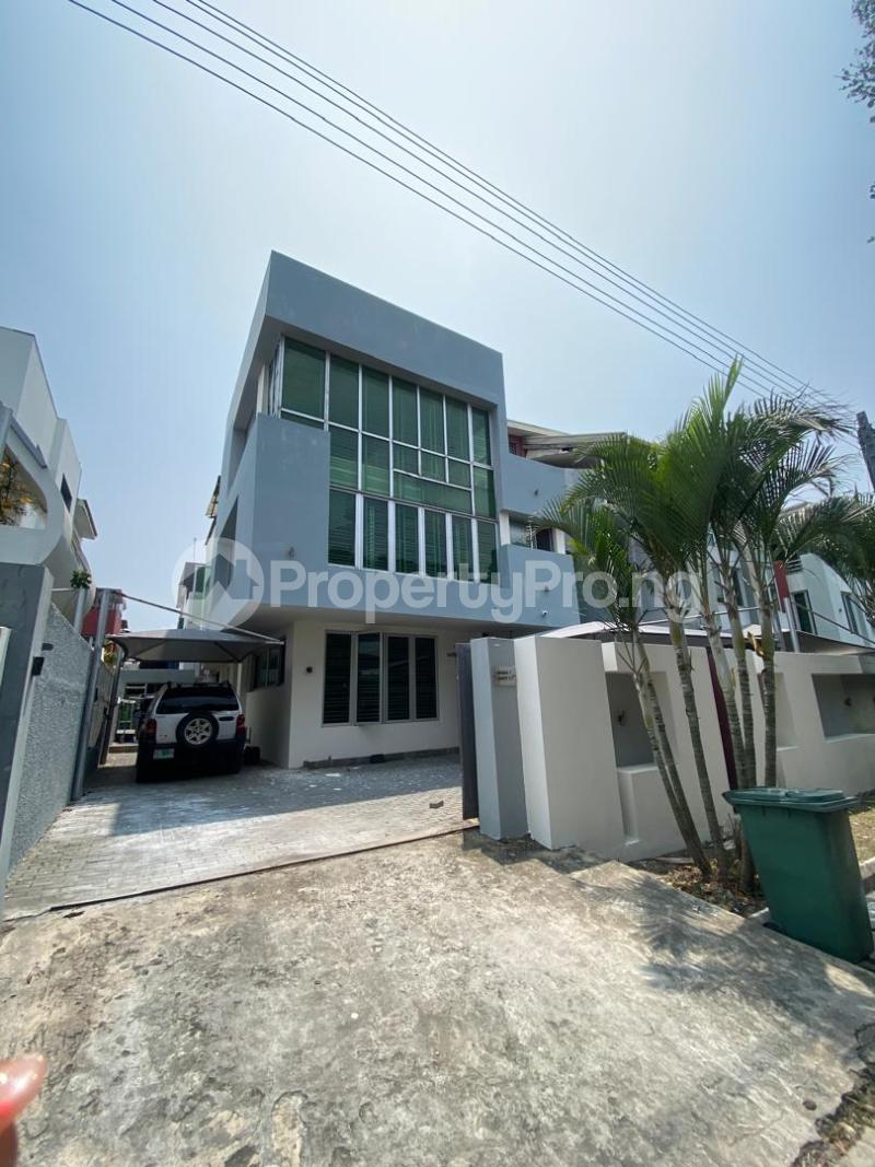 4 bedroom House for rent Ikate Lekki Lagos