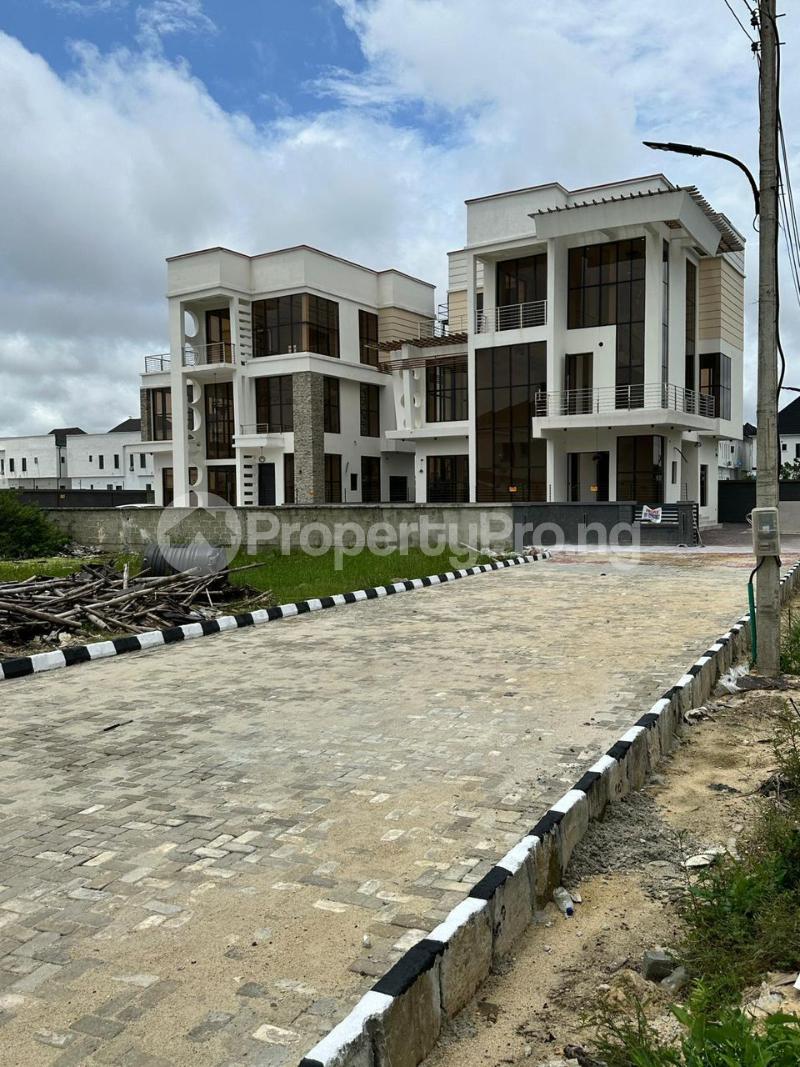 4 bedroom House for rent Lakeview Park 2 Estate, By Orchid Road Orchid Lekki Lagos