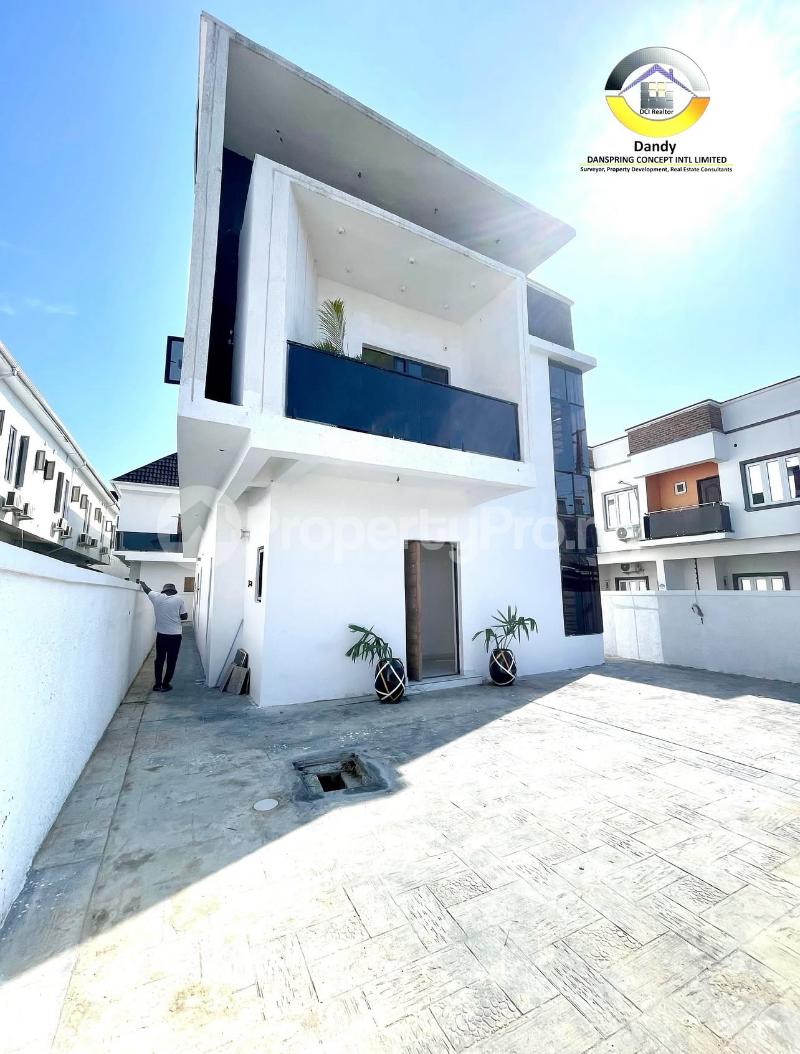 4 bedroom House for sale Ikota Lekki Lagos