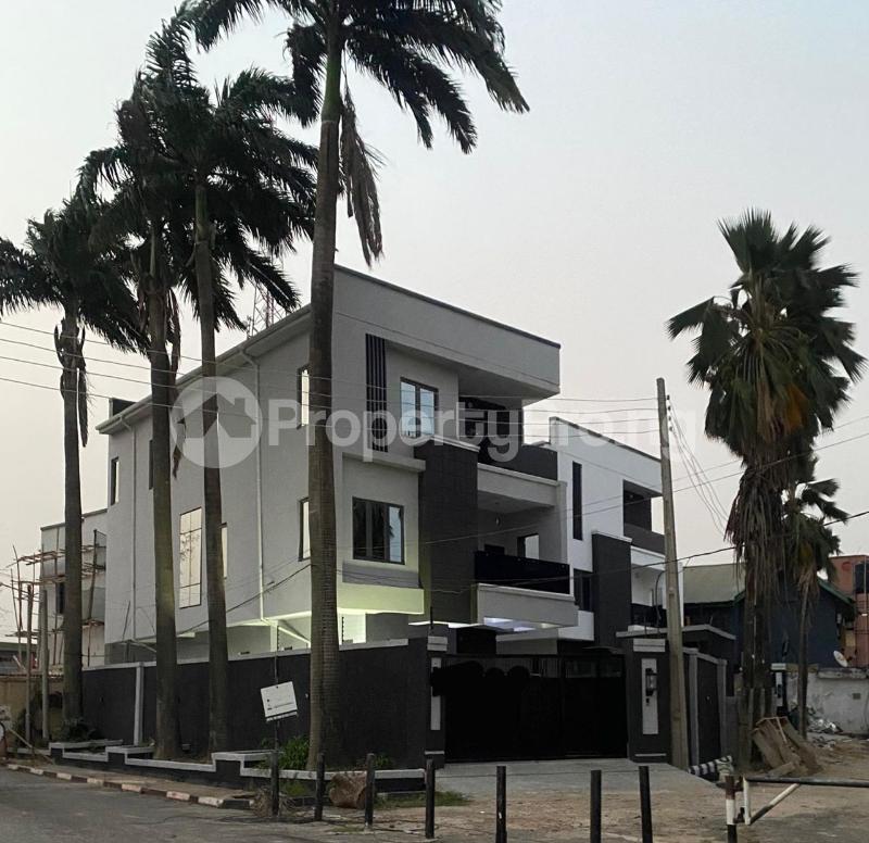 4 bedroom House for sale Omole phase 1 Ojodu Lagos