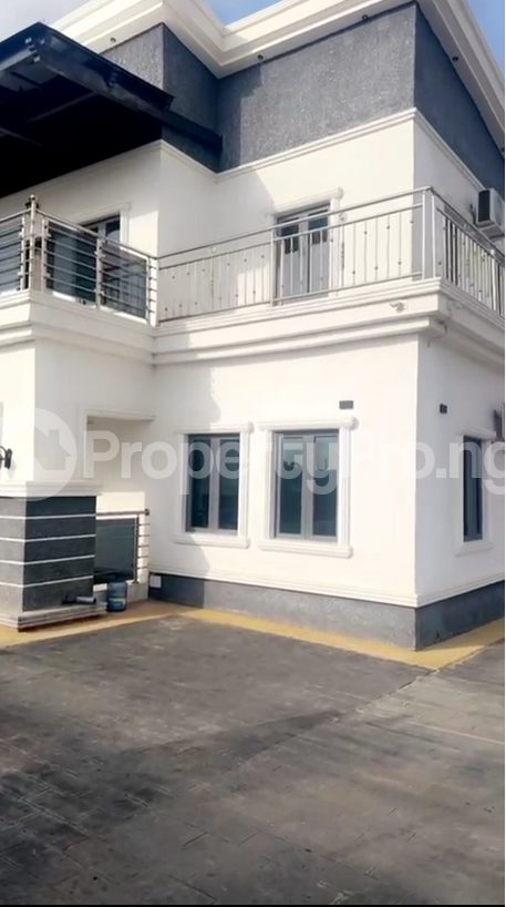 4 bedroom House for sale Behind Dunamis Lugbe Abuja