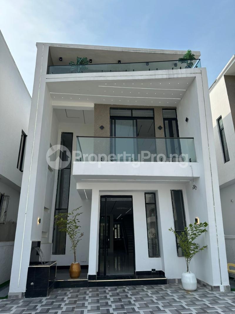 4 bedroom House for sale Lekki Palm Street Ajah Lagos