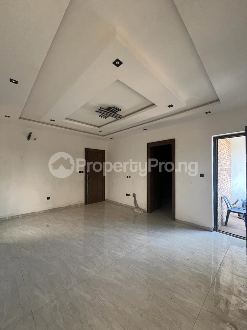 4 bedroom House for sale Ogba Lagos