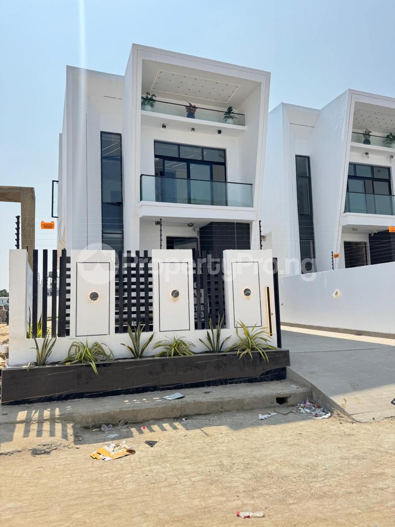 4 bedroom House for sale orchid Lekki Lagos