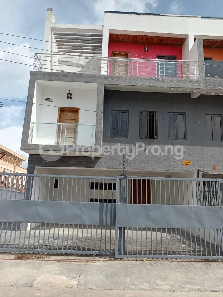 4 bedroom House for sale Oba Amusa Estate, Agungi Lekki Lagos
