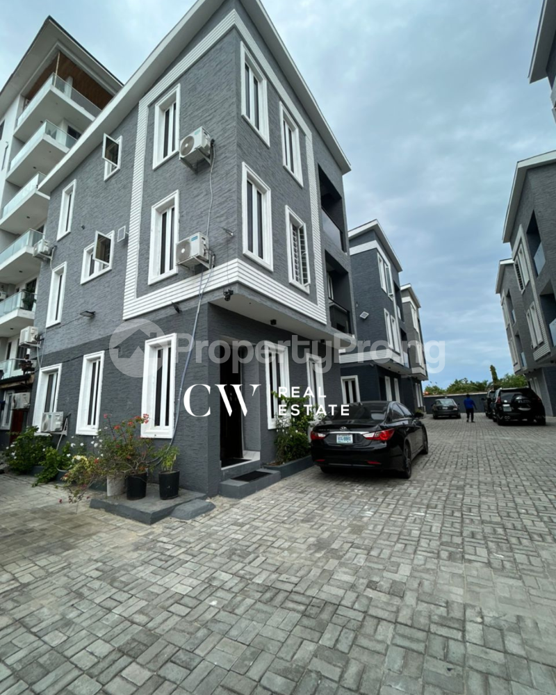 4 bedroom House for sale Lekki Lagos