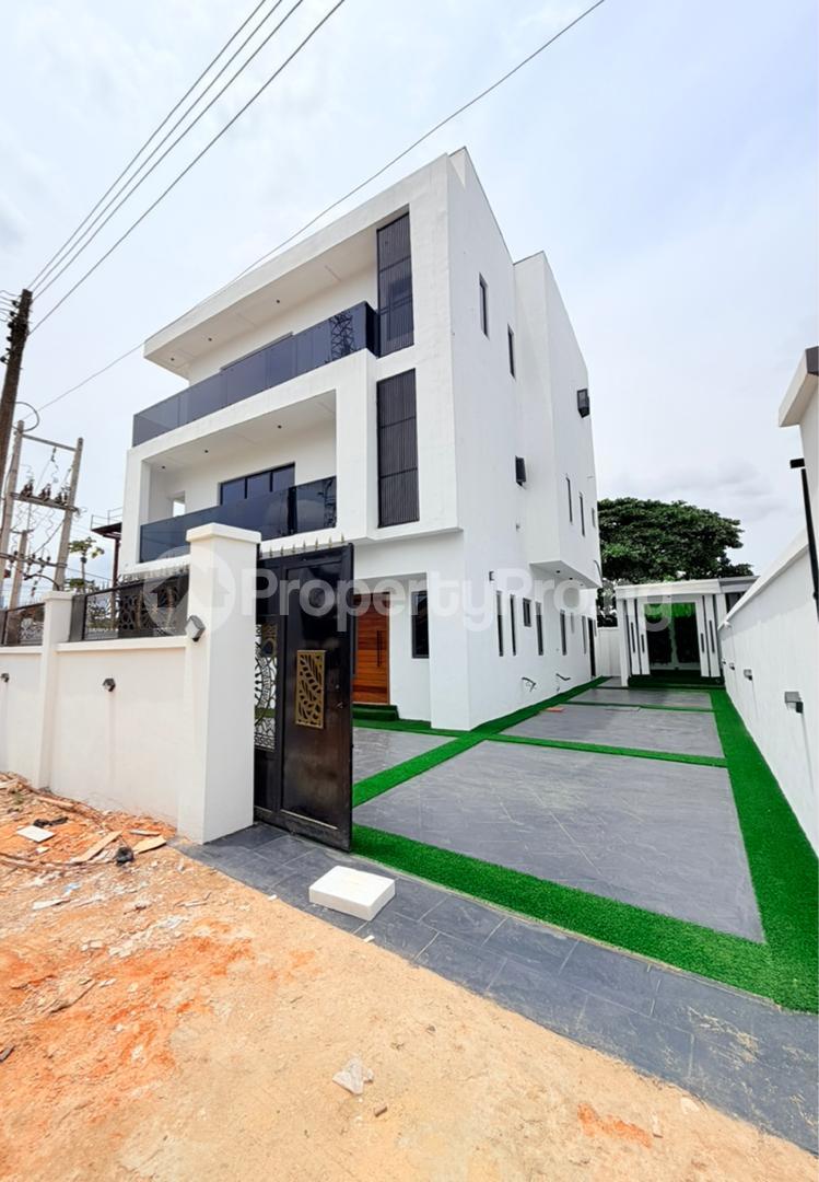 4 bedroom House for sale Oko oba Agege Lagos