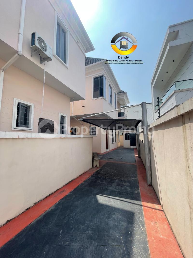 4 bedroom House for sale Ikota Lekki Lagos