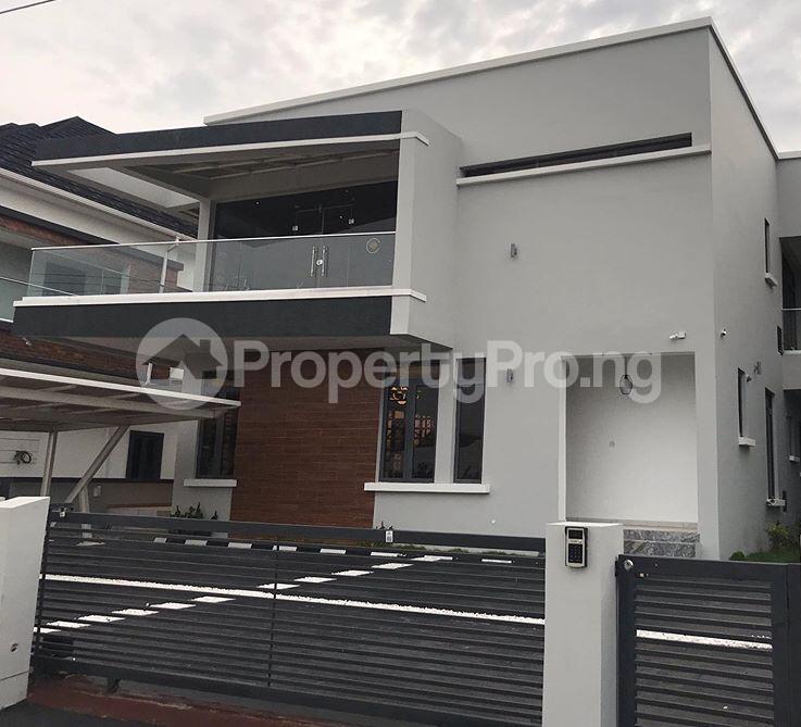 4 bedroom House for sale .... Lekki Phase 1 Lekki Lagos