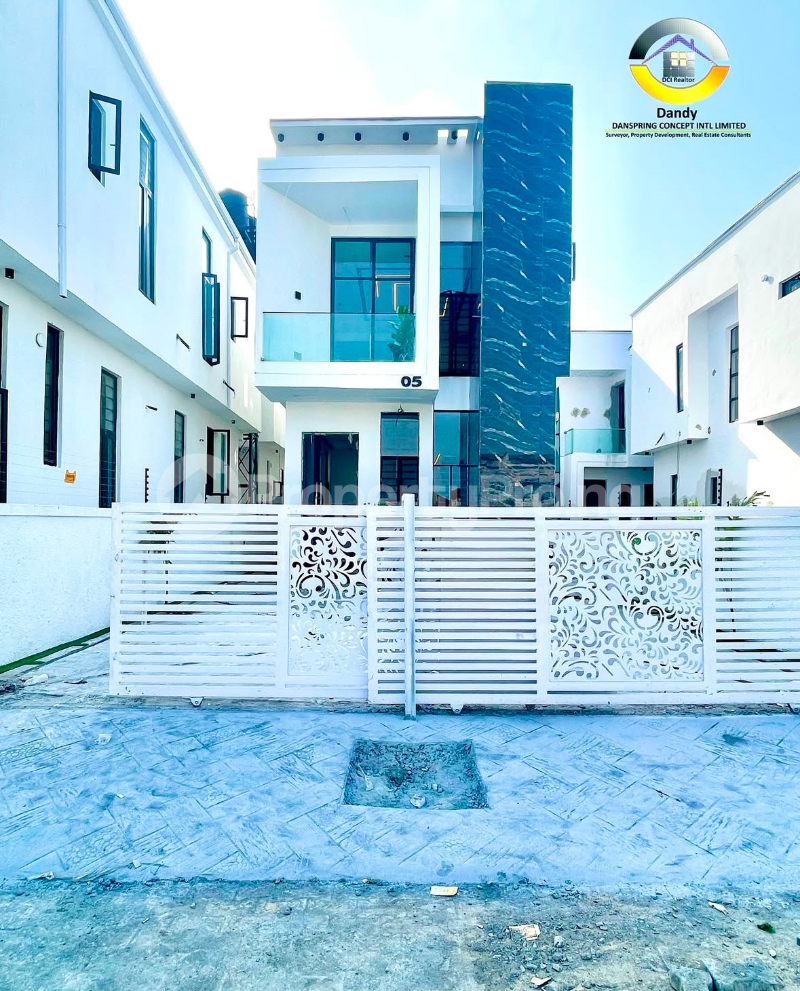 4 bedroom House for sale Ikota Lekki Lagos