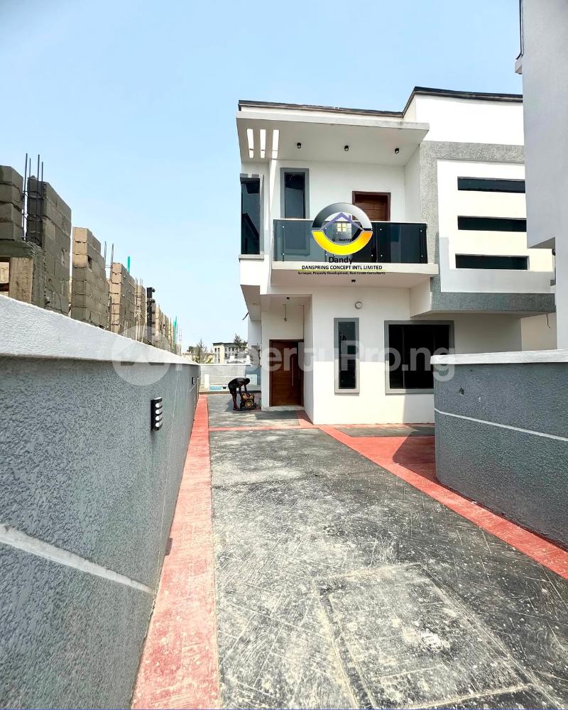 4 bedroom House for sale orchid Lekki Lagos