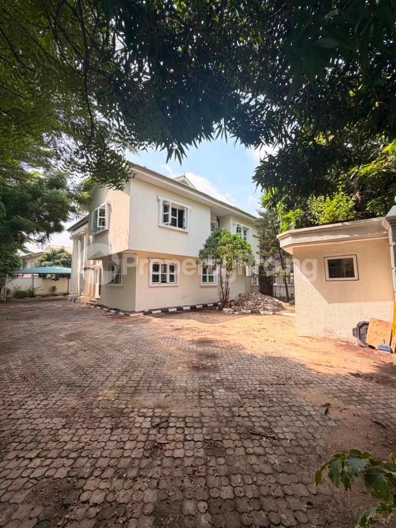 4 bedroom House for sale Vgc Axis Inside An Estate VGC Lekki Lagos