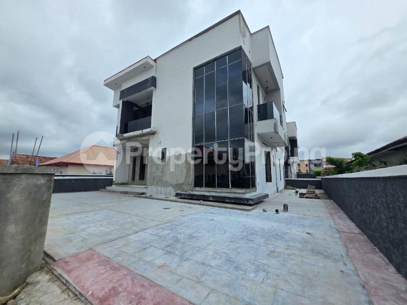 4 bedroom House for sale Crown Estate Lekki Lagos