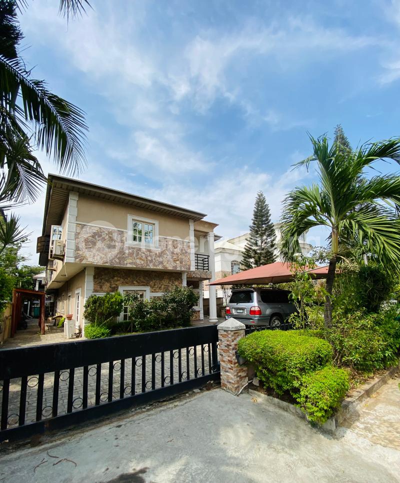 4 bedroom House for sale Carlton Gate Estate Chevron Lekki Lagos