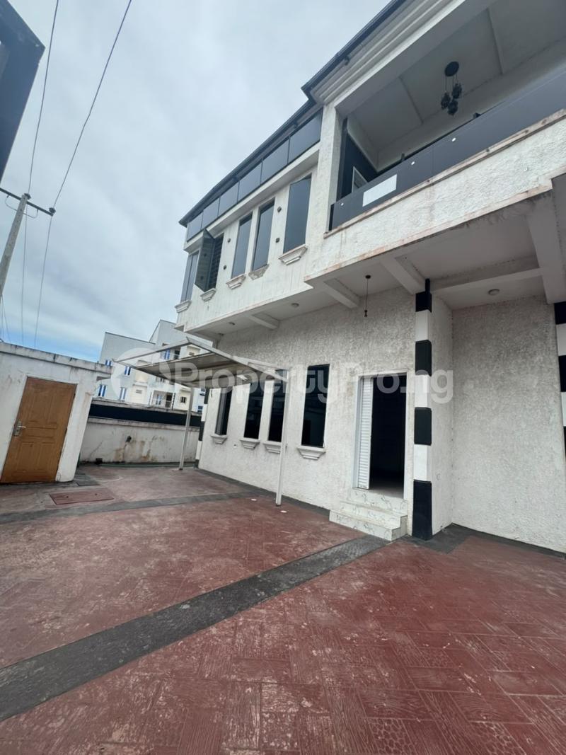 4 bedroom House for rent Chevron Lekki Lagos