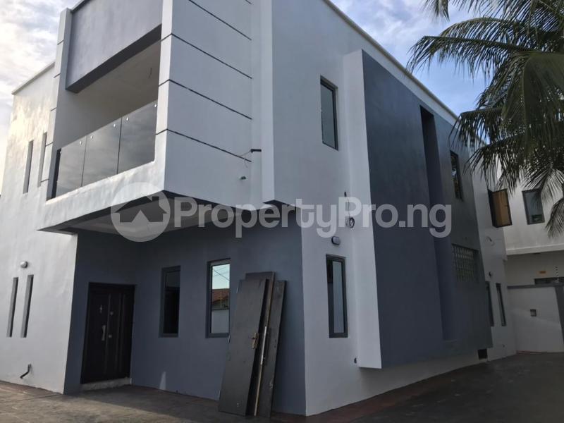 House for sale Omole phase 2 Ojodu Lagos