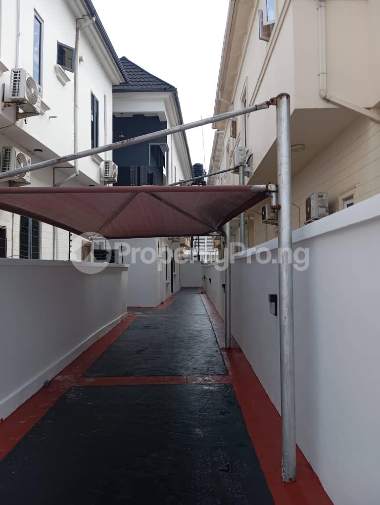 4 bedroom House for sale Empire Court, Chevron Drive Lekki Lagos - 0