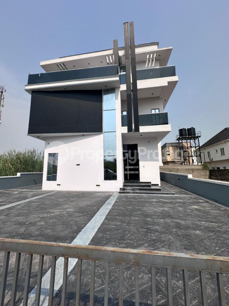 5 bedroom House for sale Lekki Lagos