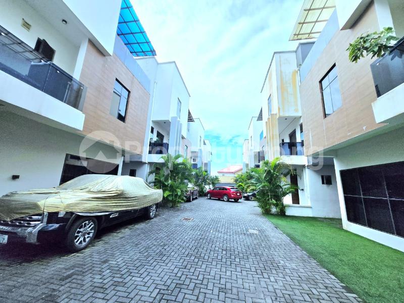 4 bedroom House for rent ONIRU Victoria Island Lagos