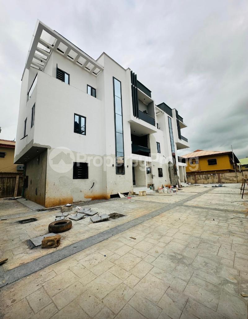 4 bedroom House for sale Phase 1 Magodo Kosofe/Ikosi Lagos